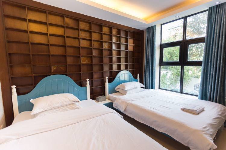 假期游玩温泉别墅哪里便宜,夏季温泉酒店吃喝住一体推荐