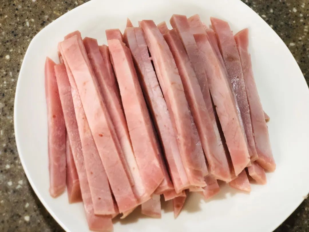 有这些零食又可以撑几天了,有了这些零食过年假期才不虚度