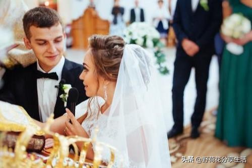 男人特别想念一个女人时会如何,男人想念一个女人的过程