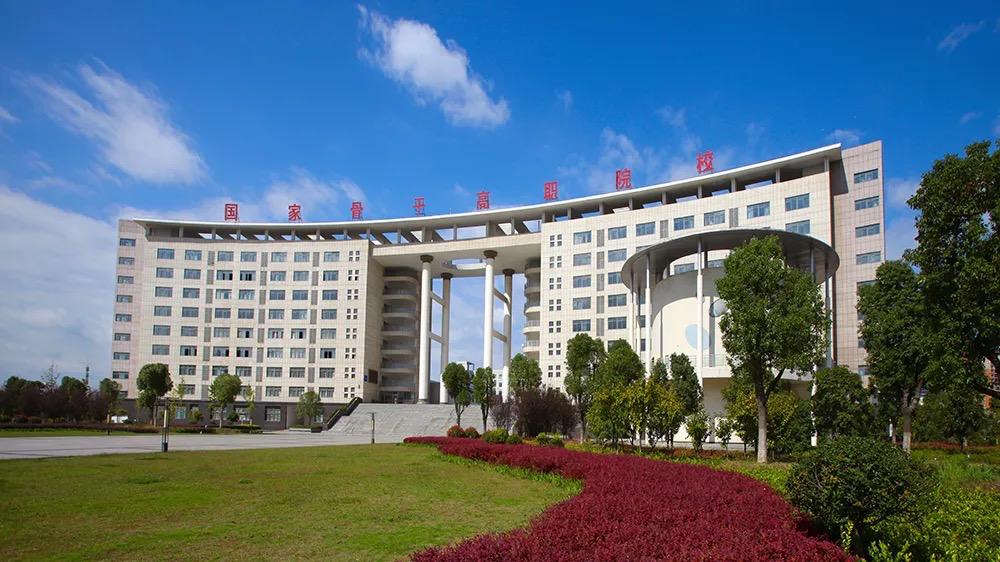 湖北一所学院即将更名为大学,湖北一类高校