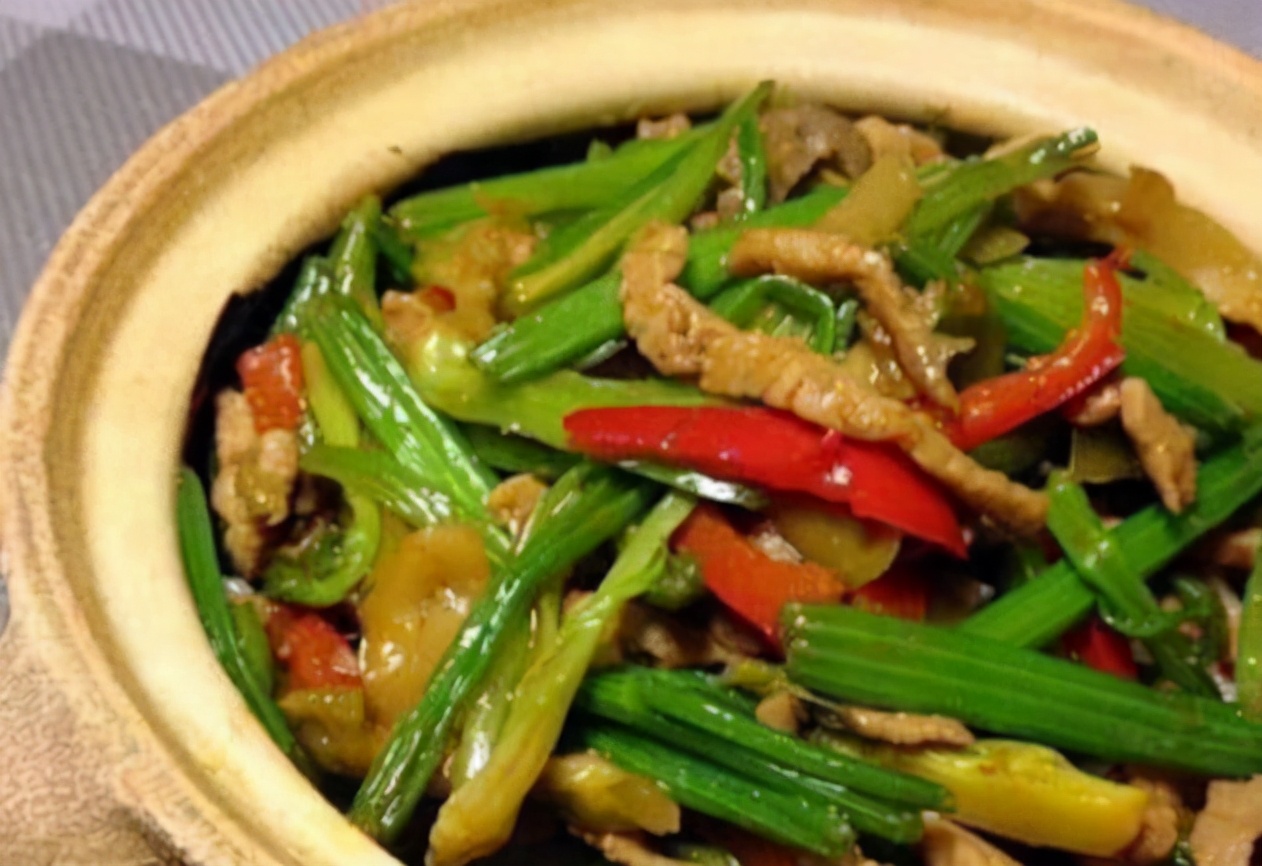 用最简单的食材烹饪最美味的菜肴,来看看这几道宴客必备的家常菜肴