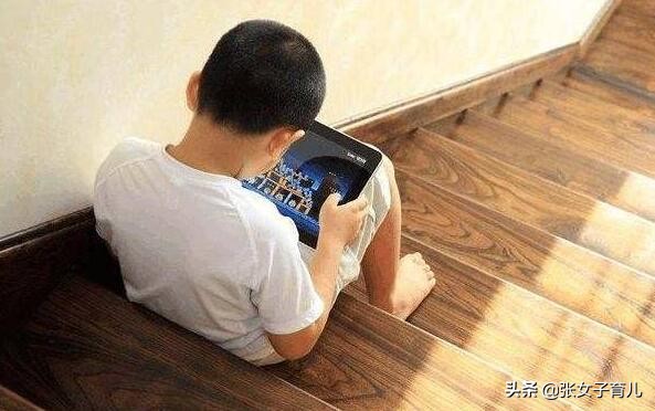解决小孩玩游戏的最好办法,一招教会你如何对待孩子玩游戏