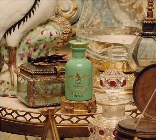 gucci口红开箱绿色盒,gucci口红开箱全过程