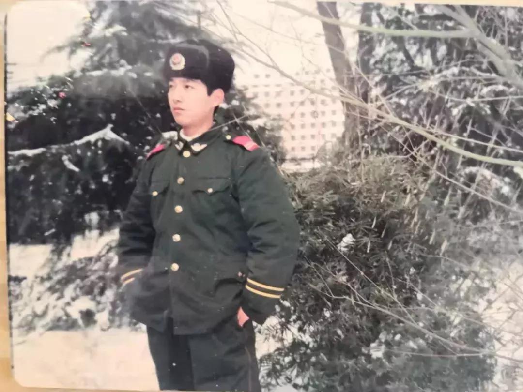 八一特辑退伍不褪色警营守初心,八一特辑戎装已变初心未改