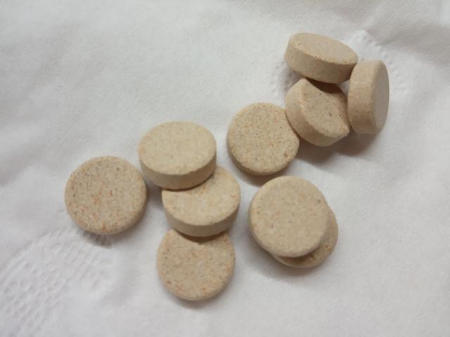 宫颈癌的发生，有2条“必经之路”，做1件事，阻断它