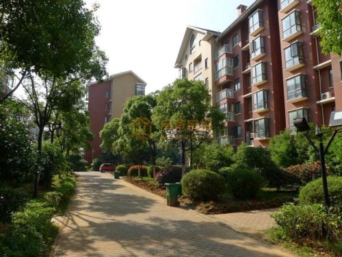 买二手房房东没收到房产证,买二手房对方没拿到房产证怎么办