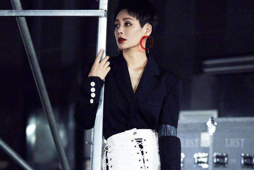 女人过了30岁不想油腻的方法,女人过了三十岁最忌讳问什么