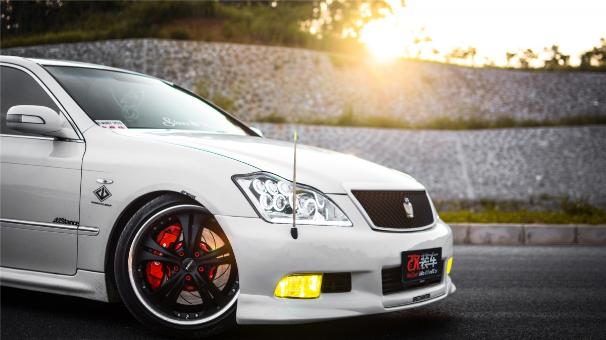 皇冠12代改装极限增压,皇冠12代皇冠爆改