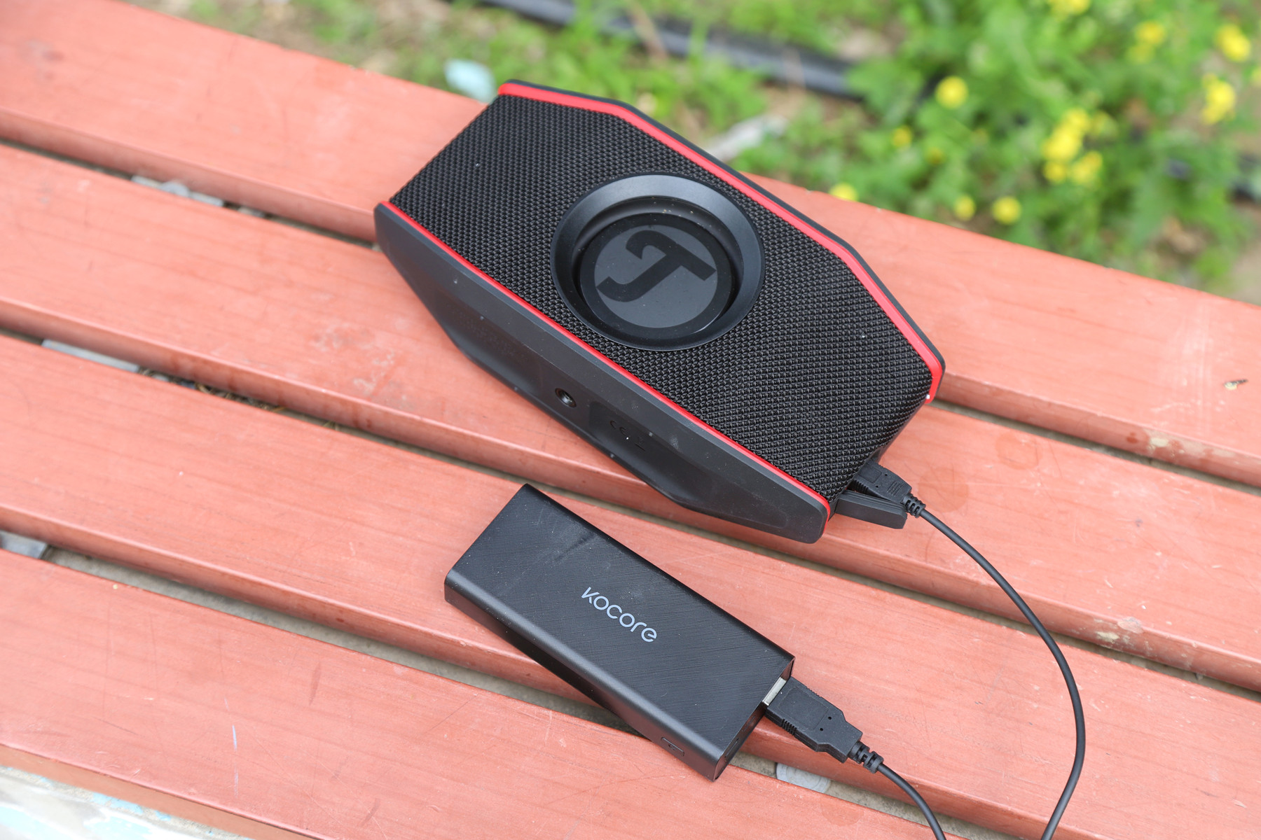 德斐尔小魔盒蓝牙音箱体验,德斐尔rockstergo拆解