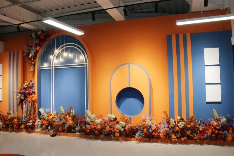 升级改造后的农贸市场夜景太美了,改造升级的农贸市场变靓了