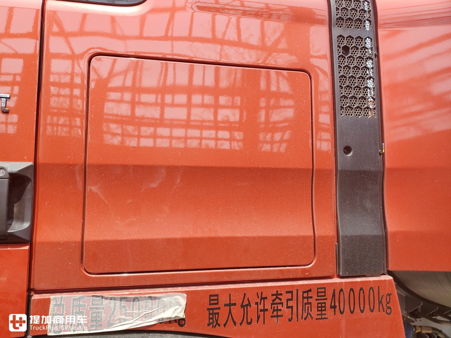 豪沃tx7最新版燃气车好吗,重汽豪沃tx7原车屏安装倒车影像