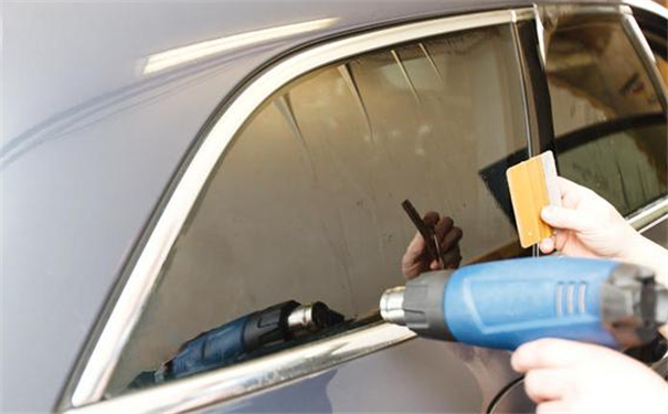 汽车隔热膜起皱怎么解决,汽车起泡修复方法