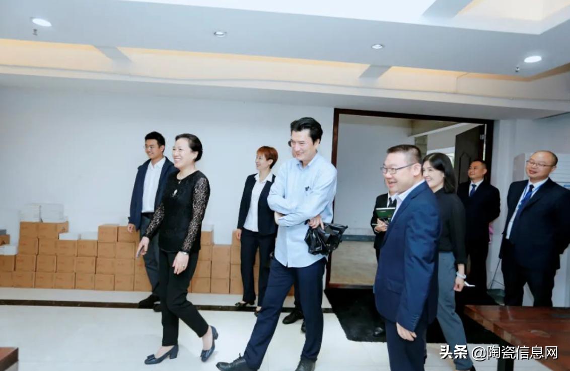 峨眉山金陶岩板加盟,岩板源头工厂招商