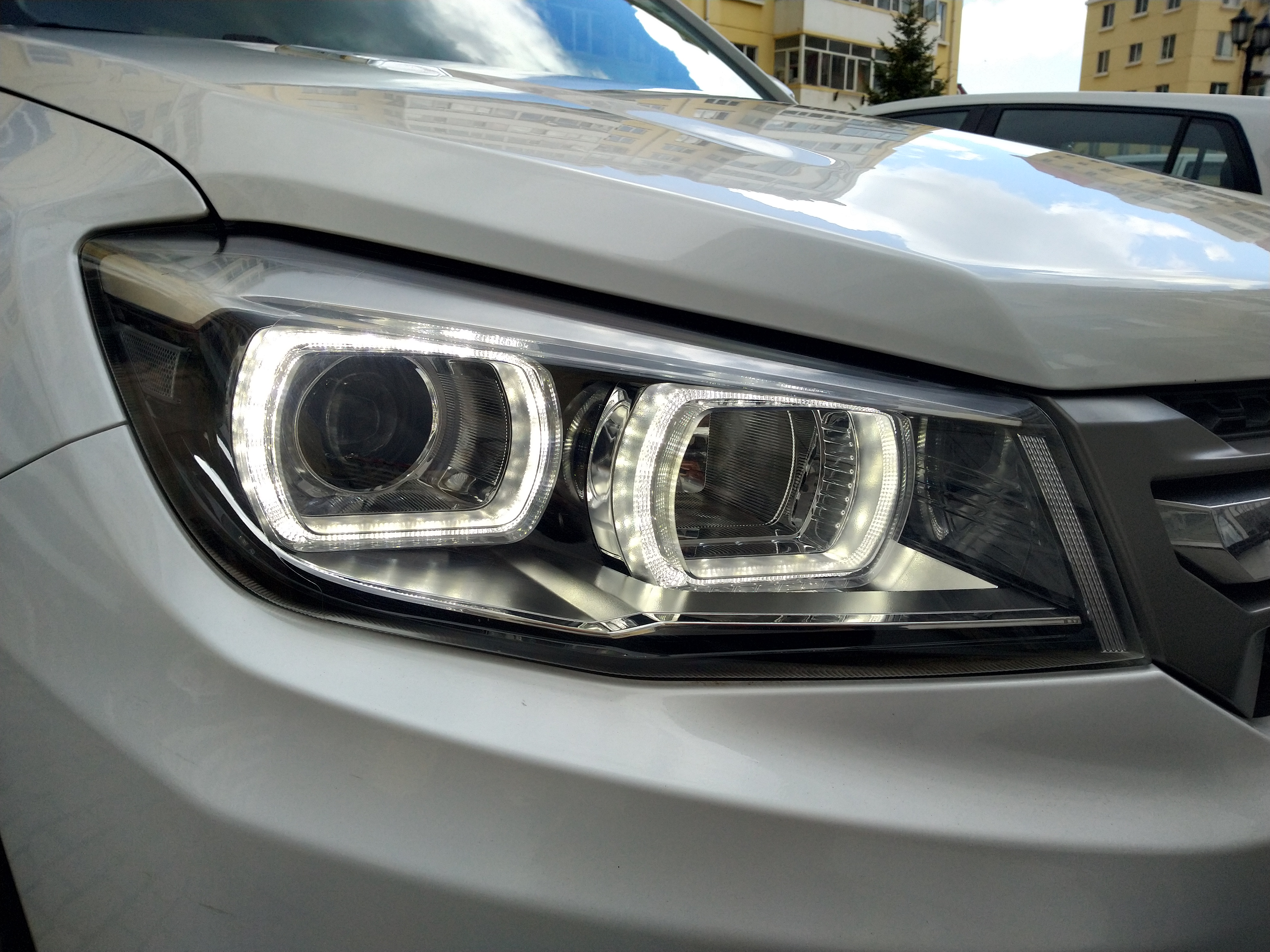 汽车漆面保养镀晶还是镀膜好,汽车漆面镀膜视频教程