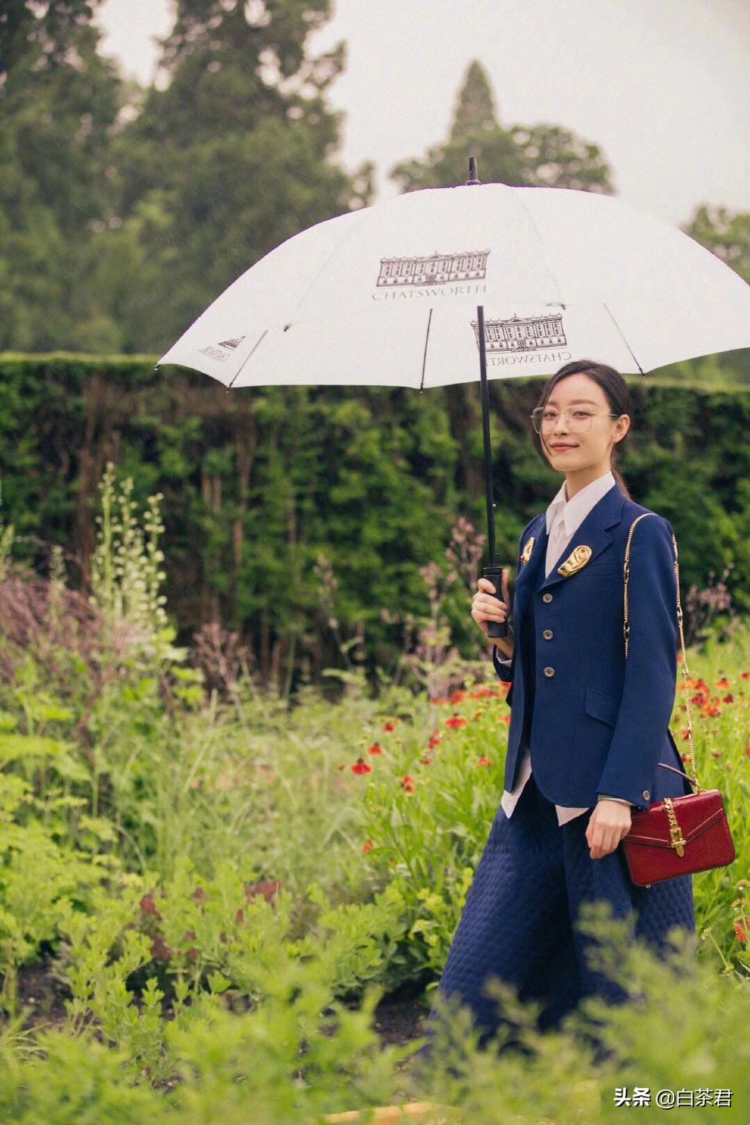 倪妮gucci米兰时装周,倪妮gucci白色连衣裙