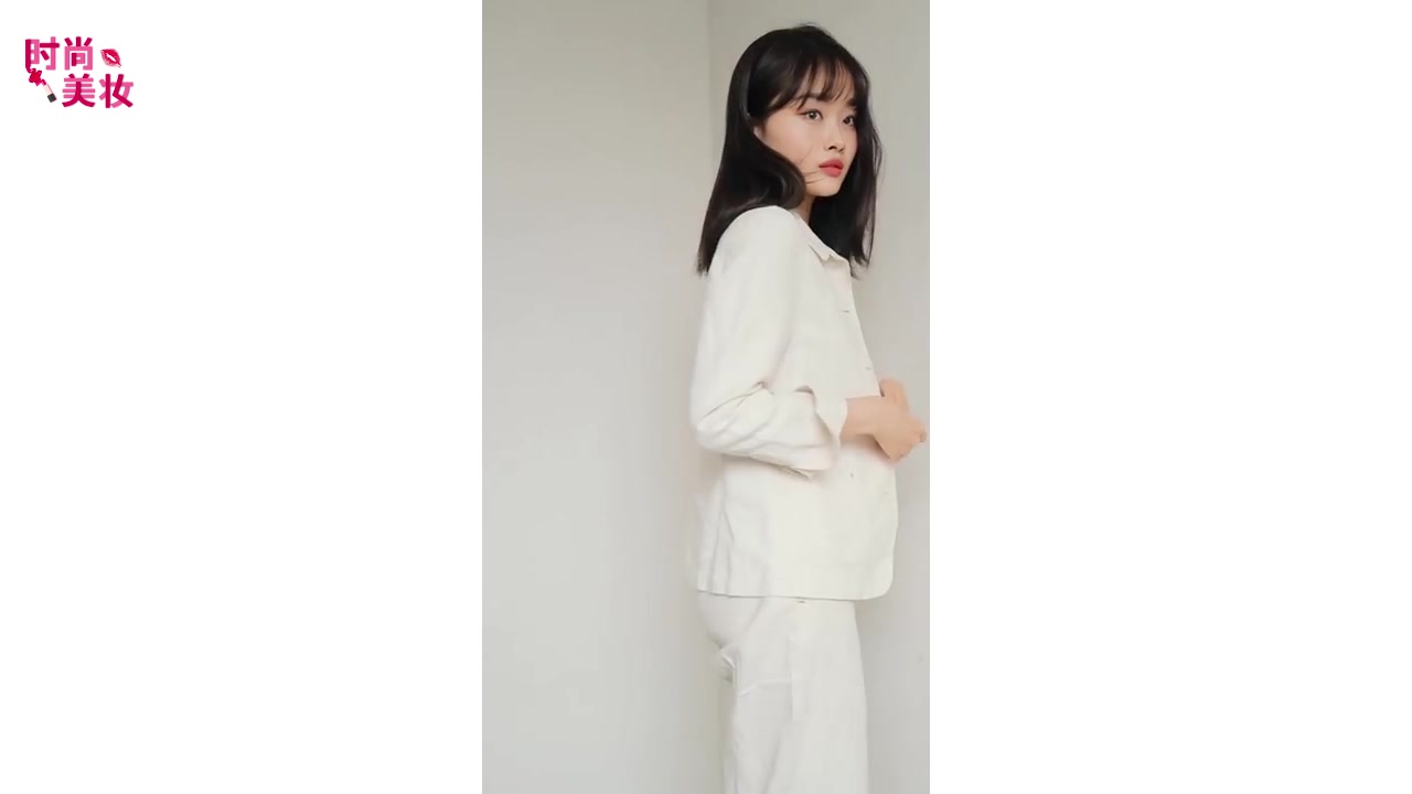 职场极简女装,穿衣搭配技巧秒变职场女性