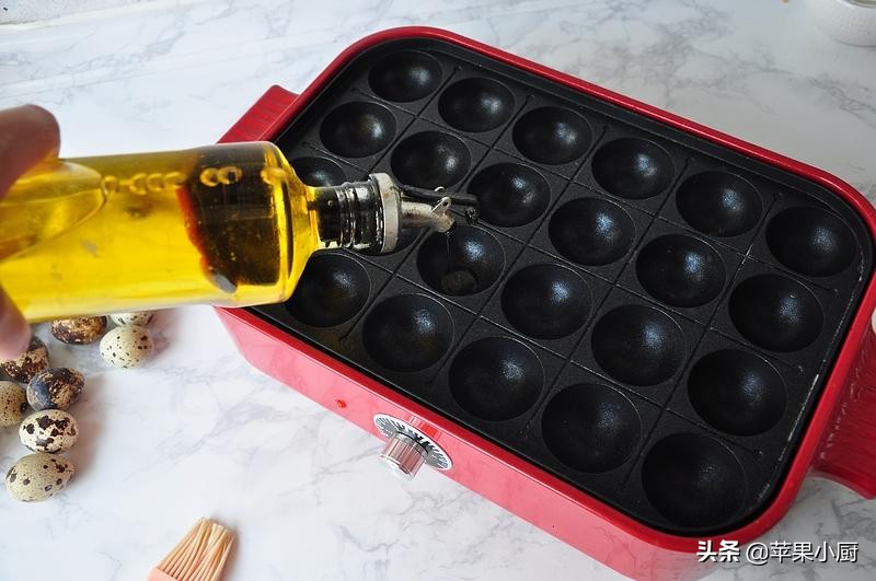 5月龄宝宝吃鸡蛋,5月适合给孩子做什么吃