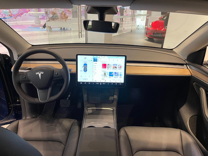 特斯拉modely2022款有几种颜色,特斯拉modelsplaid试驾体验