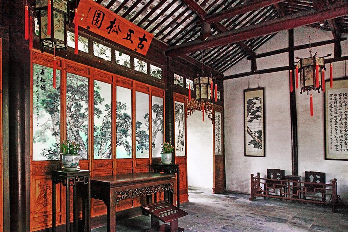 松柏也好，杨柳也罢，每天路边见到的那棵，就是你心中最美的大树