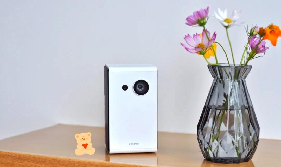 王一博代言的投影仪,王一博同款微麦投影仪