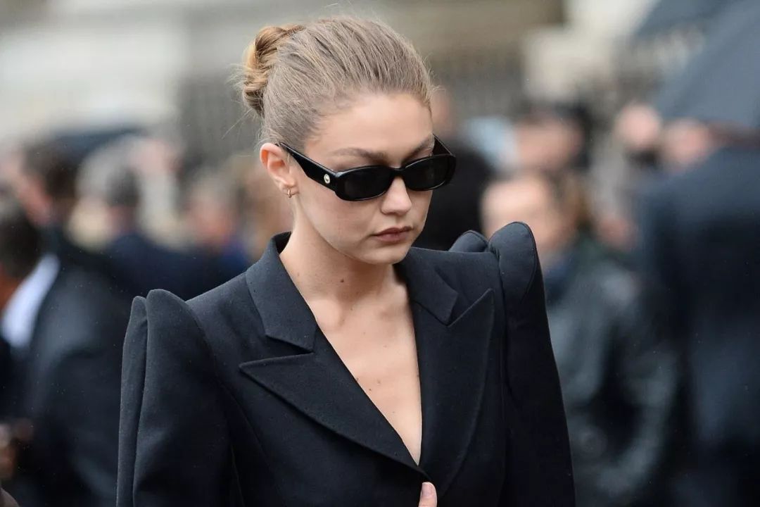 迪丽热巴花期,迪丽热巴青春年华