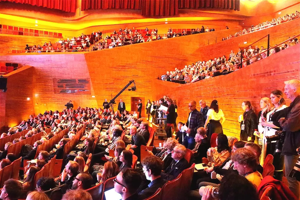 哥本哈根时装周｜“王妃同款”连衣裙仅售199美元