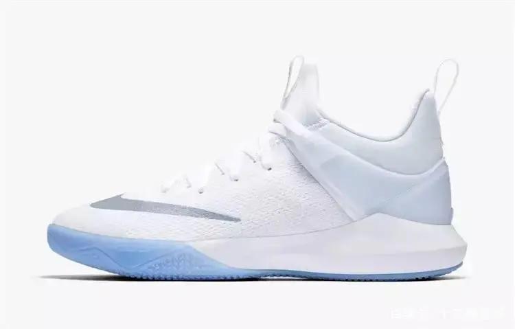 300到400左右的nike板鞋,推荐漂亮又兼具实战的nike篮球鞋