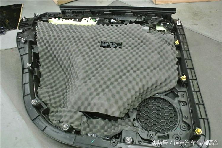 凯迪拉克xt5升玻璃异响,凯迪拉克xt5刹车刺耳噪音