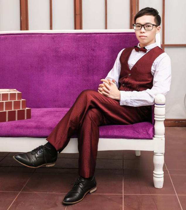 靠写网文月入十万的生活,边打工边写网络小说月入三万