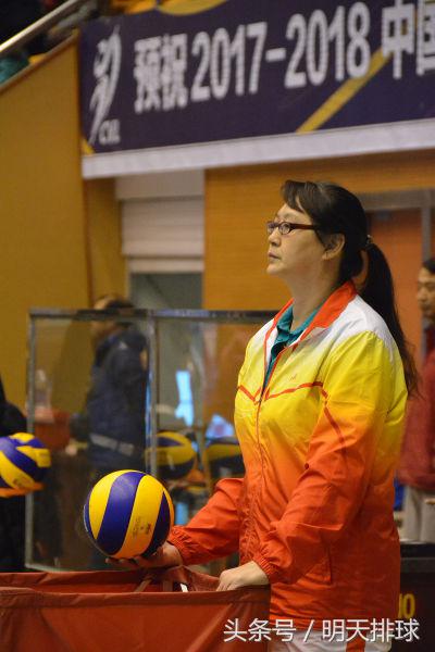 婷婷岩桂暗芬芳——记老女排国手、河北男排教练李桂芝