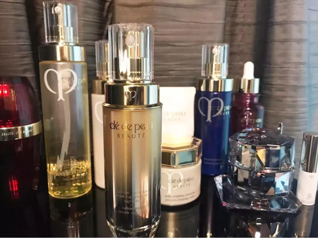 资生堂红石榴系列怎么样,女王节ysl恒久粉底液活动