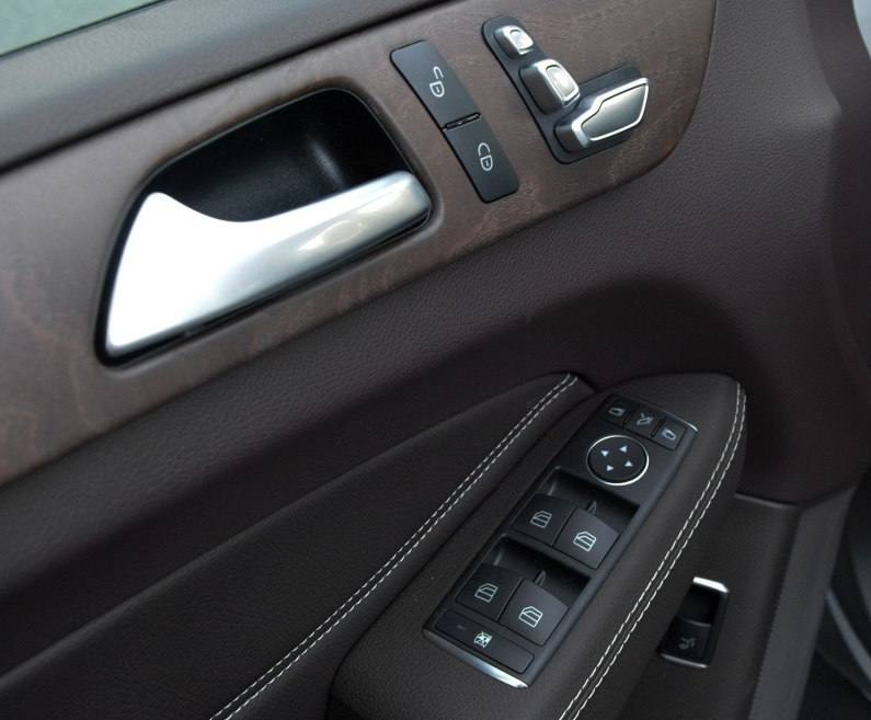 SUV也要追求豪华，奔驰GLE320动感型解析：美中略有不足