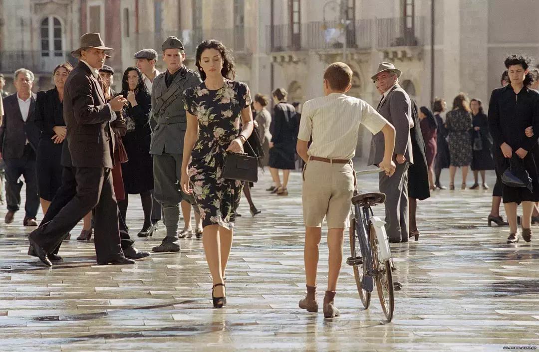 意大利“女神”莫妮卡·贝鲁奇，成名前曾做过12年的花瓶