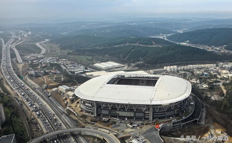 俄超豪门球队有哪些,俄超葡超荷甲土超乌超哪个更强