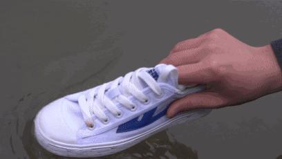 怎么样才能让鞋不潮,鞋子什么方法可以不湿