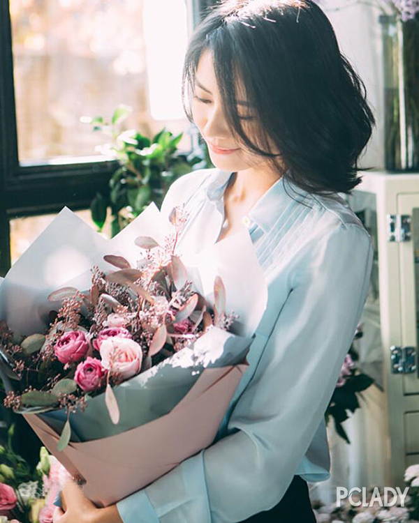 脸色暗沉发黄手脚发黄,肌肤偏黄和暗沉有什么区别