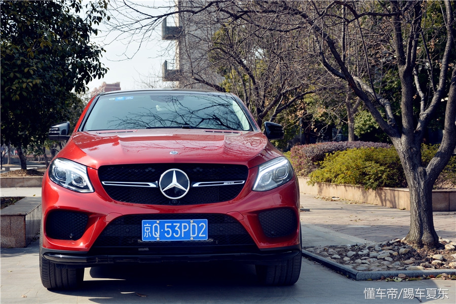 奔驰glcamg43coupe石墨灰,2019奔驰gleamg43coupe