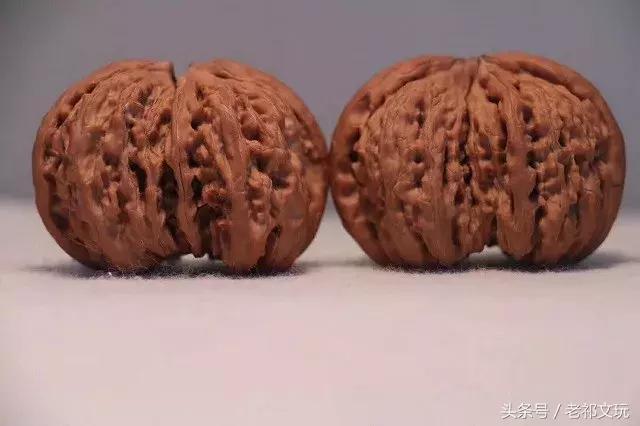 文玩核桃盘黑了有什么补救方法吗,文玩核桃不盘的时候要放袋子里吗