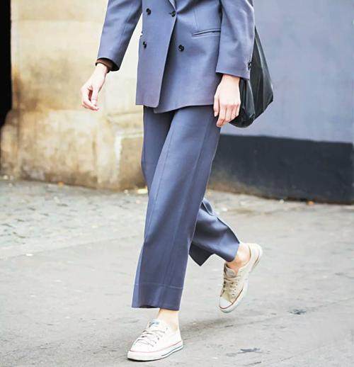 西装短裤怎么搭配上衣日系,日系春季西装