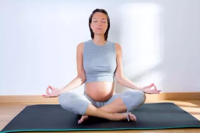 辣妈与萌宝如何兼得？孕期3个阶段这样“动”才安全！