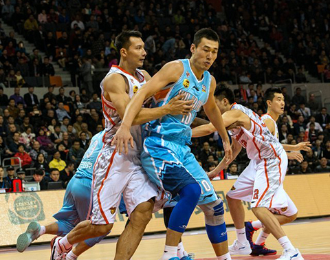 广东击败广州,cba最新赛况广东男篮对新疆男篮