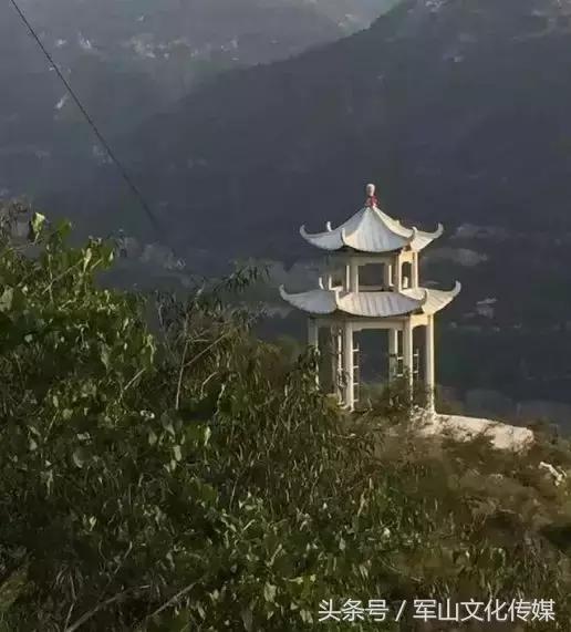 运城大梯子崖的桃花几月去最好,河津黄河大梯子崖景区天气预报