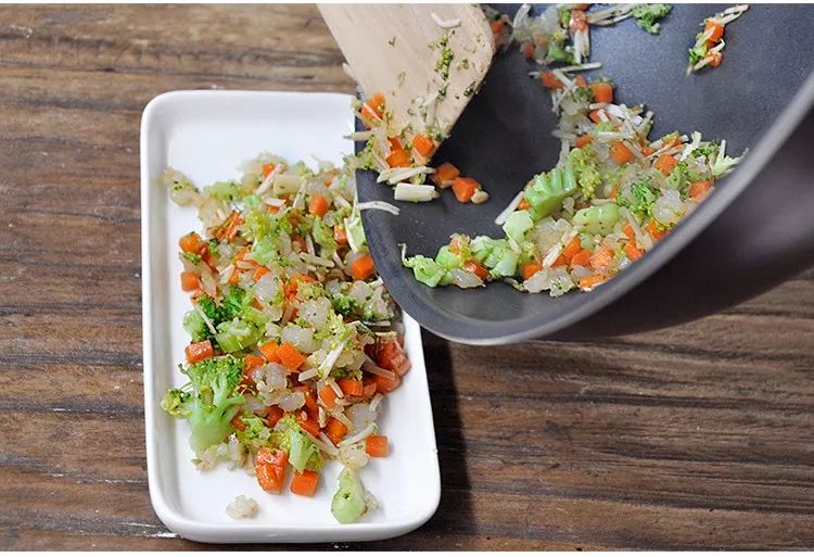 给小孩早餐简单又好吃的100种做法,早上给孩子做什么早餐粥