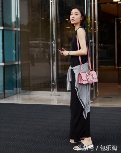 俞飞鸿同款普拉达包包,俞飞鸿机场包包