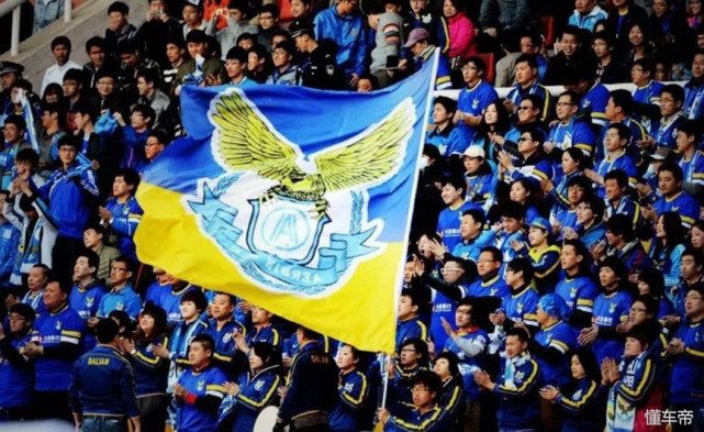 中国首位劳斯莱斯的车主,全球唯一一辆劳斯莱斯和迈巴赫