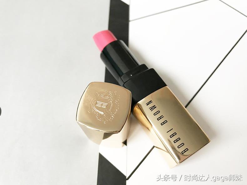 芭比波朗唇膏跟口红的区别,芭比波朗变色润唇膏推荐色