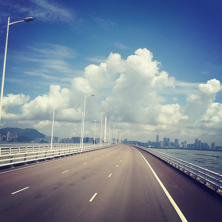 你离开了南京,从此没有人和我说话。6