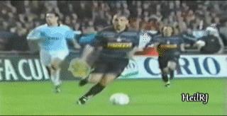 足球中最基本的技术动作,足球球星动作