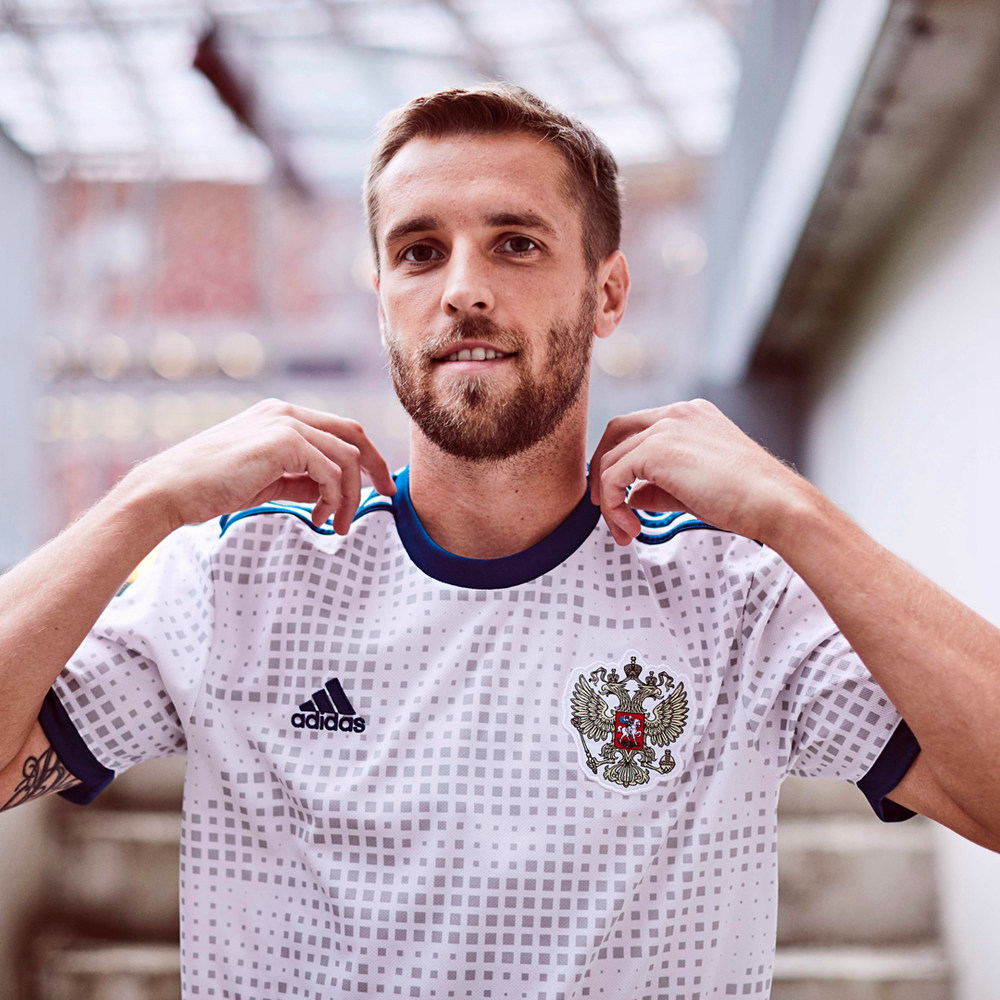 复古范儿+潮流范儿！这样的阿迪达斯世界杯球衣你还不满意？