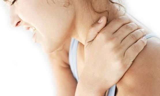 右胸肌肉隐隐疼痛的原因有哪些,腿部肌肉游走性疼痛是什么原因